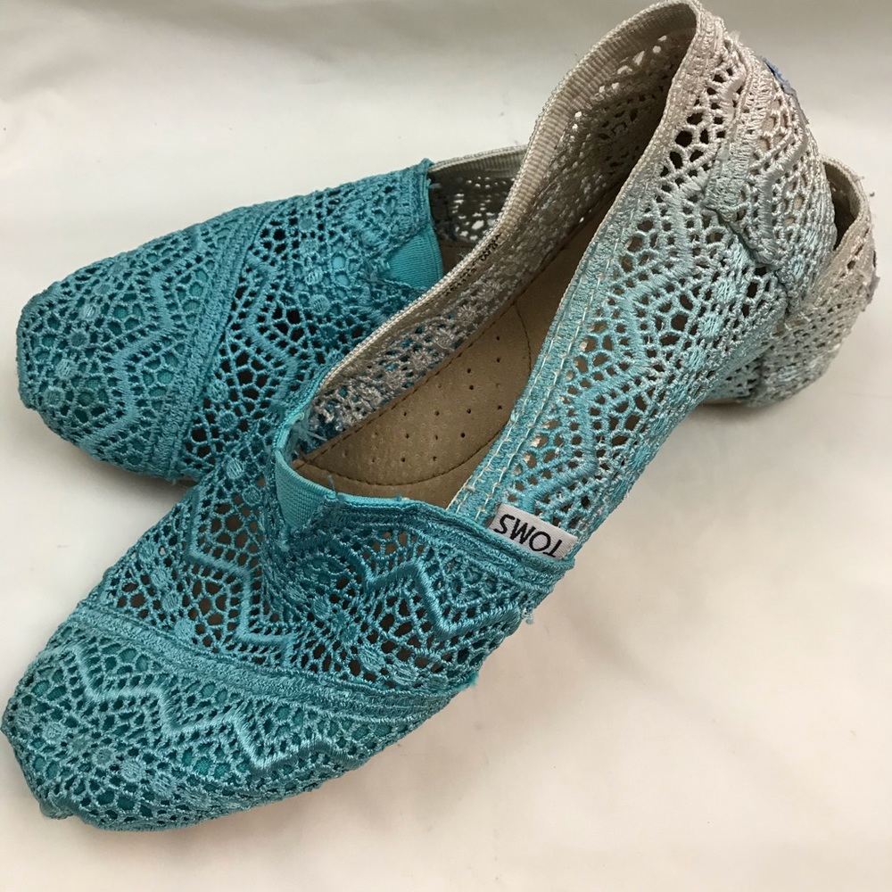 Toms Flats-Turquoise Ombré Shaded Crochet Sz 8M